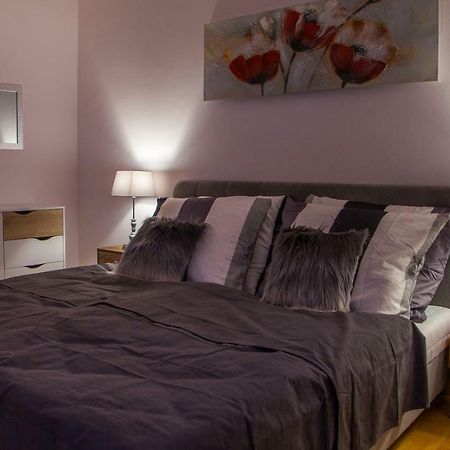 Apartman Slavkov - Velky Slavkov Apartment ภายนอก รูปภาพ
